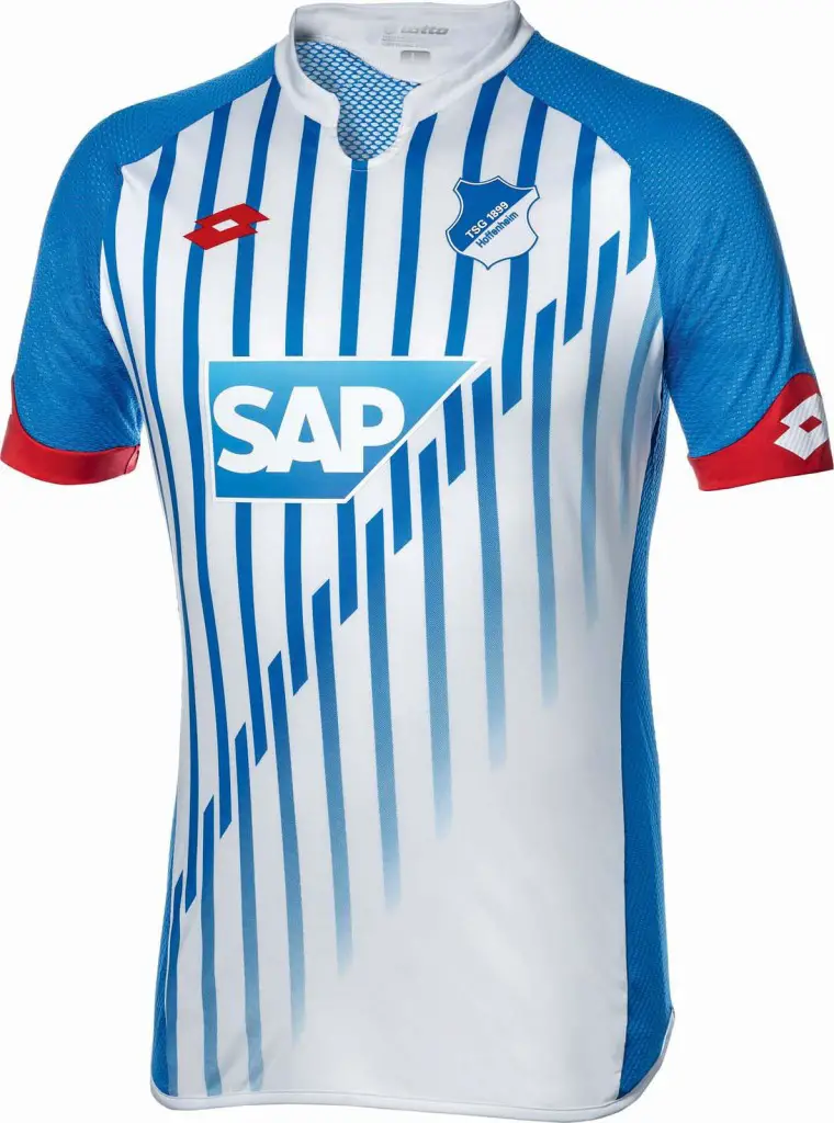 Nueva equipación local del Hoffenheim para la temporada 2015/16. Fuente: nurfussball.com