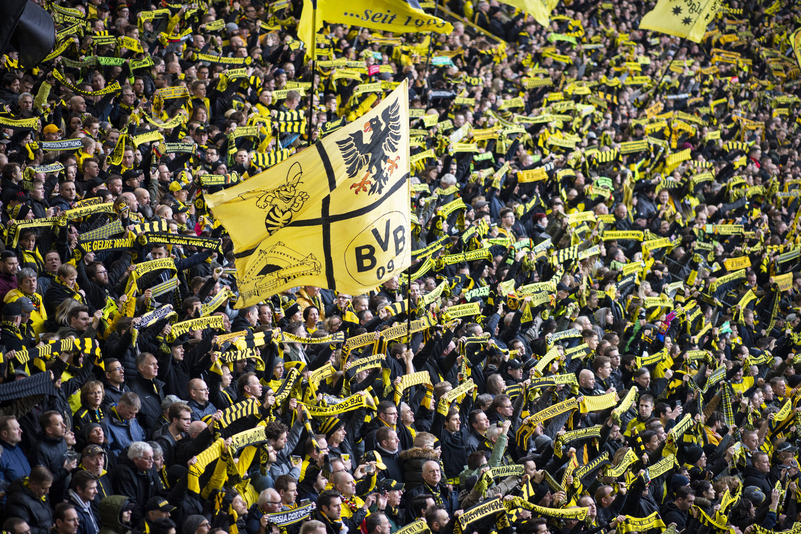 Borussia Dortmund, el club más popular según los hinchas. Foto: Imago