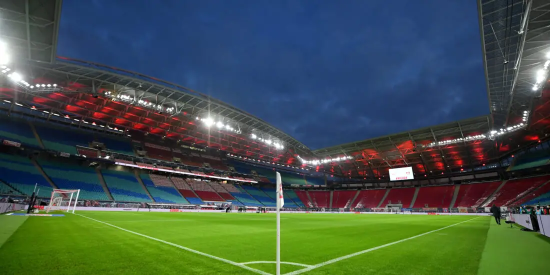 ¿Se cierran los estadios en la Bundesliga por el COVID-19? Foto: Getty Images.