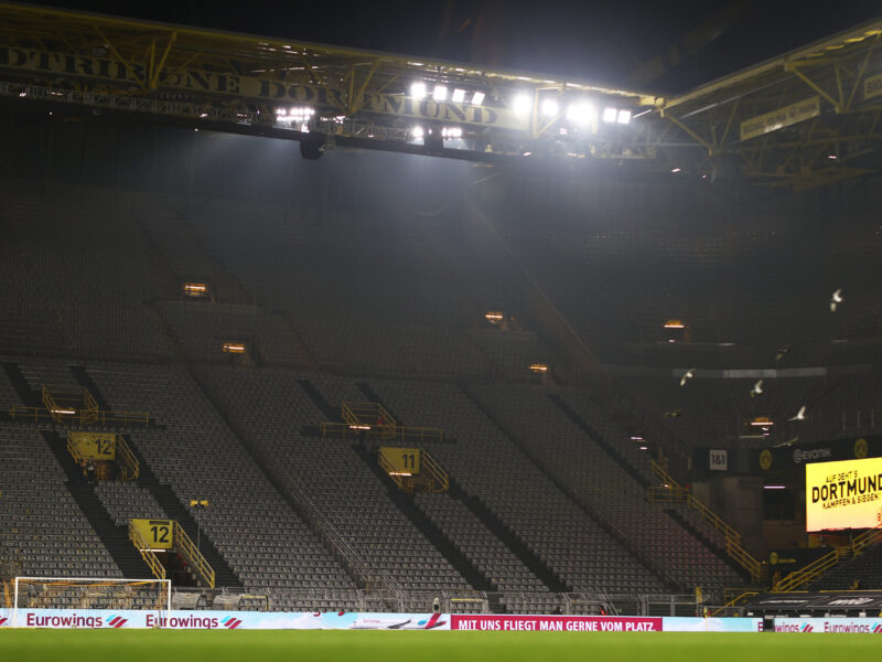 Otra vez la Bundesliga se jugaría sin público. Foto: Getty Images.