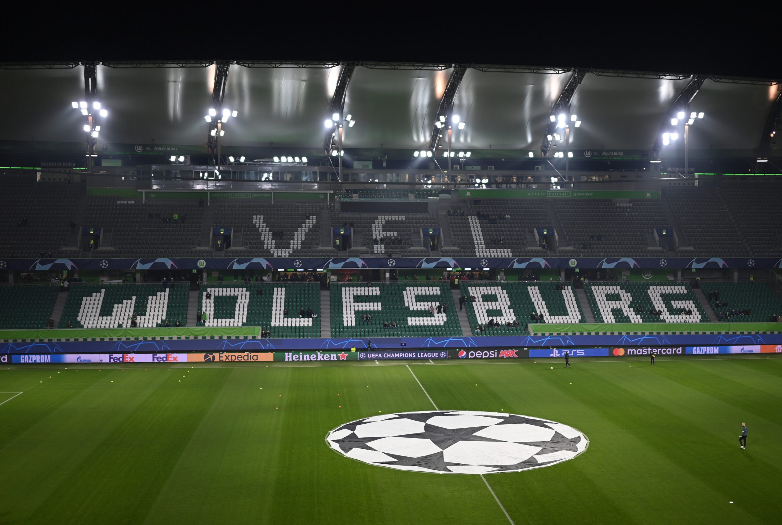 Una afición que no acompaña a Wolfsburg. Foto: Getty Images.