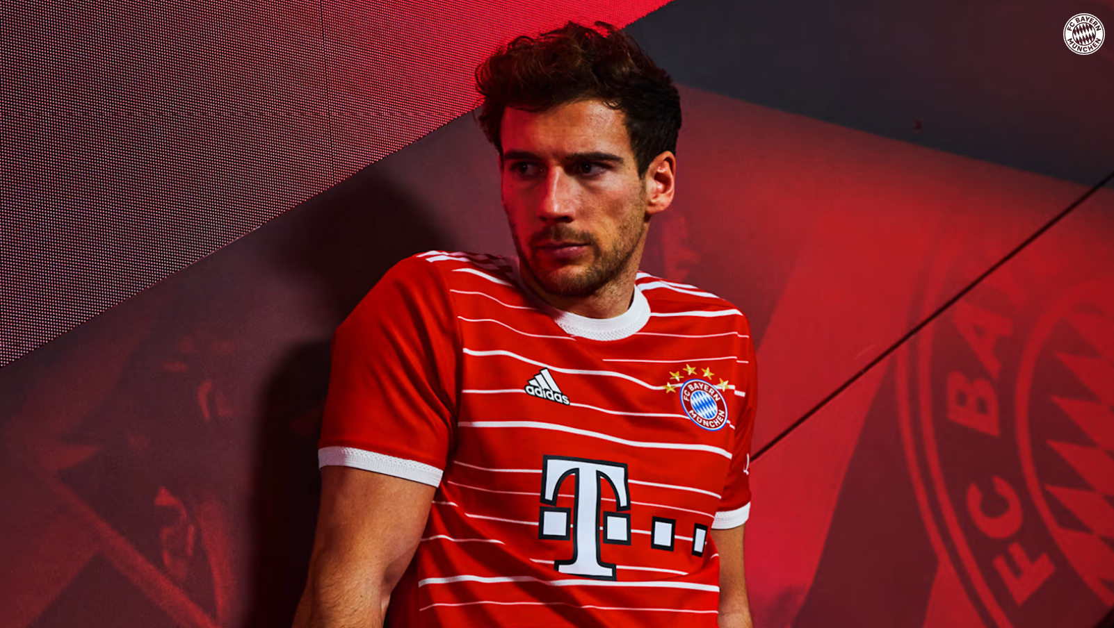 El FC Bayern vuelve a sorprender con el diseño de su camiseta para la temporada 22/23. Foto: Web oficial FC Bayern
