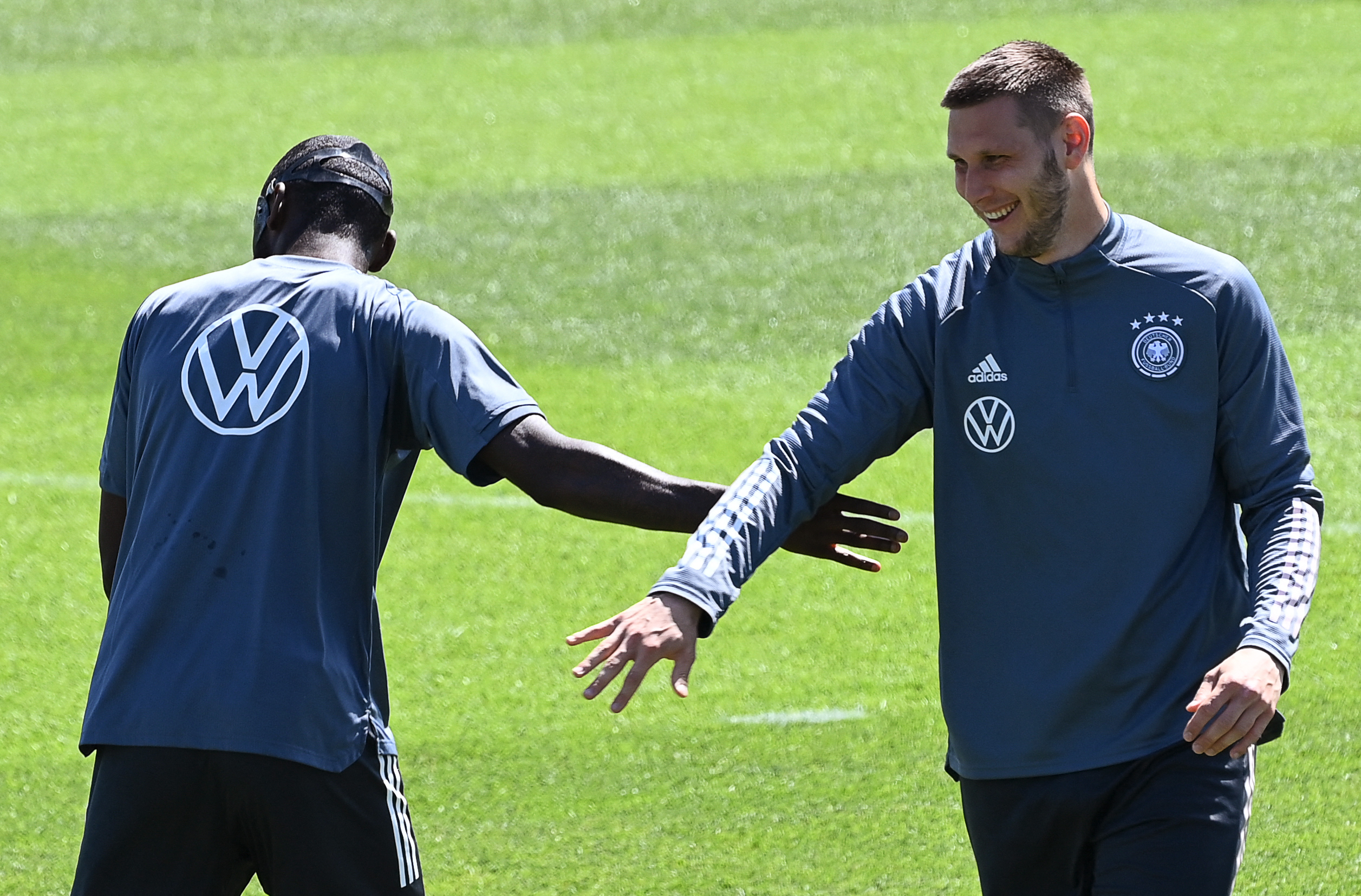 Süle y Rüdiger la nueva zaga de Alemania. Foto: Getty Images.
