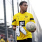 ¿Qué opciones tiene Malen en Dortmund? Foto: Getty Images.