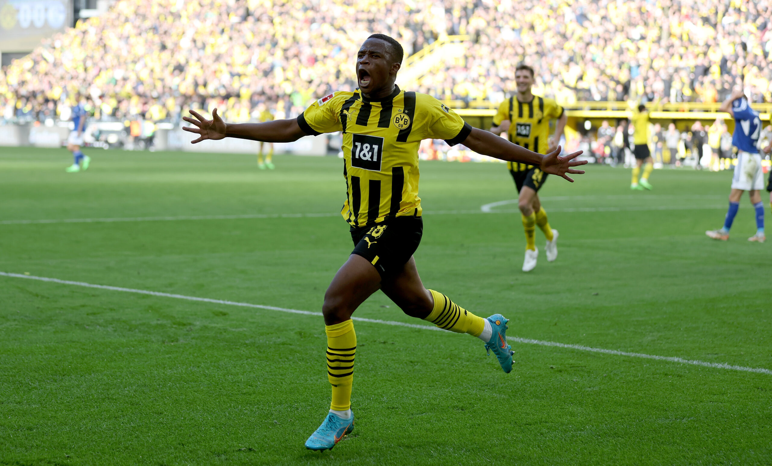 Youssoufa Moukoko, aún no ha renovado su contrato y Borussia Dortmund quiere hacer lo posible para que se quede. Foto: Getty Images.