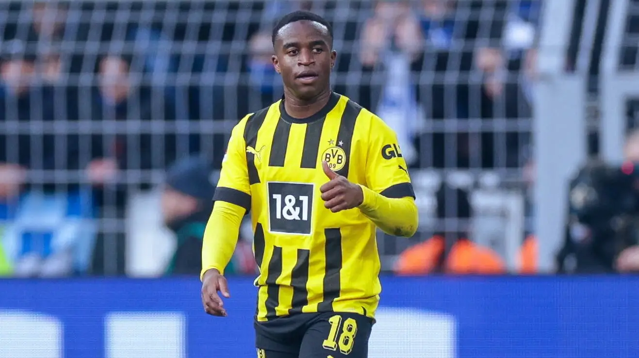 Moukoko desea quedarse en Borussia Dortmund.