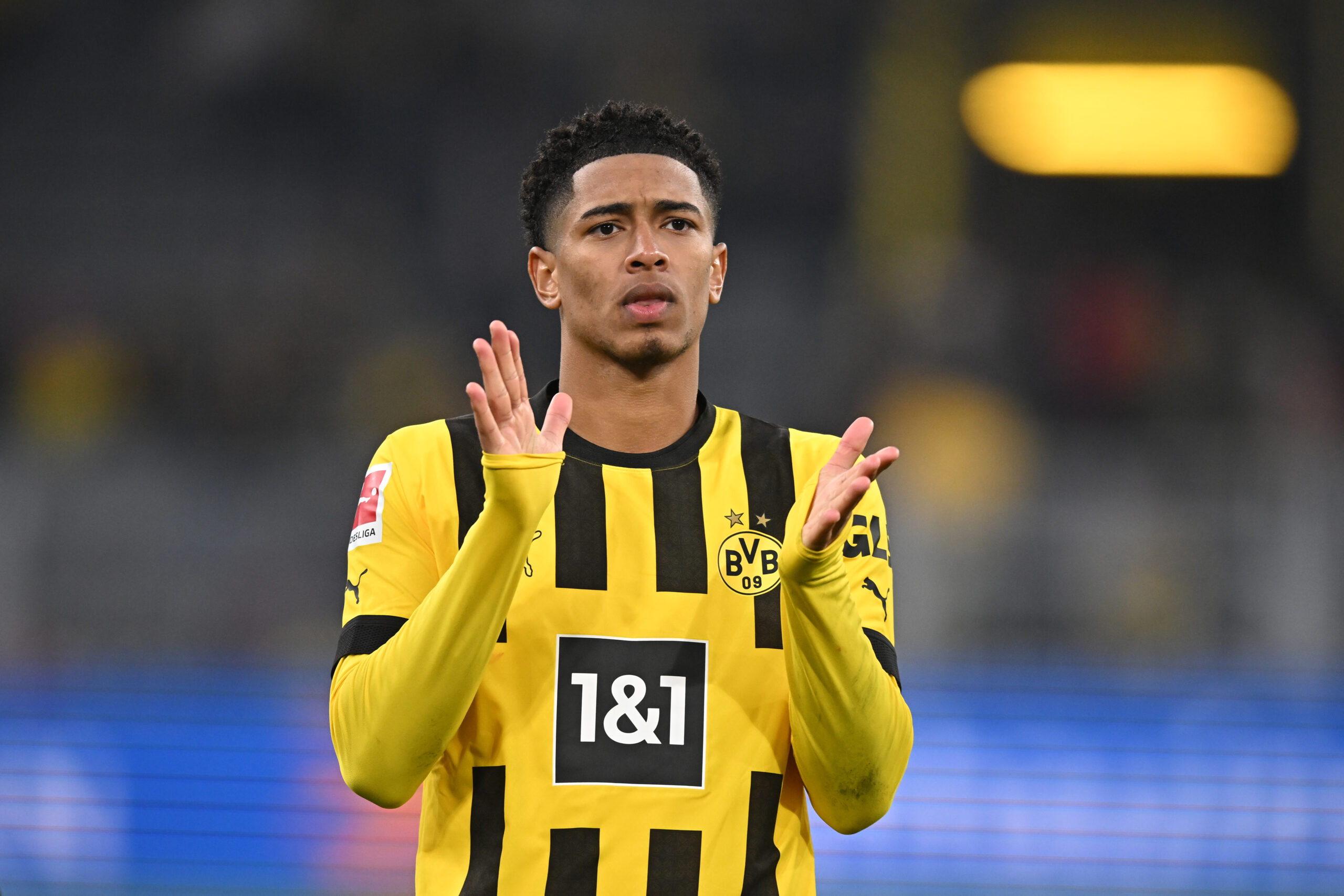 Jude Bellingham aún no decidió su futuro en Borussia Dortmund. Foto: Getty Images.