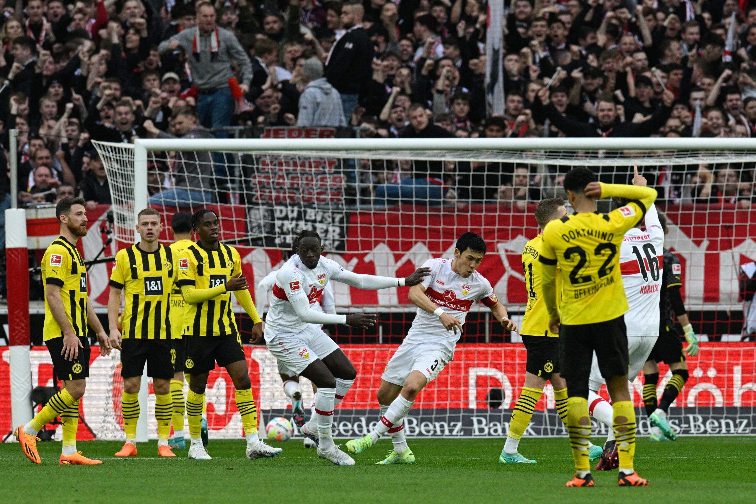 Otro desastre de Borussia Dortmund deja a FC Bayern München en puertas de ser campeón. Foto: Getty Images.