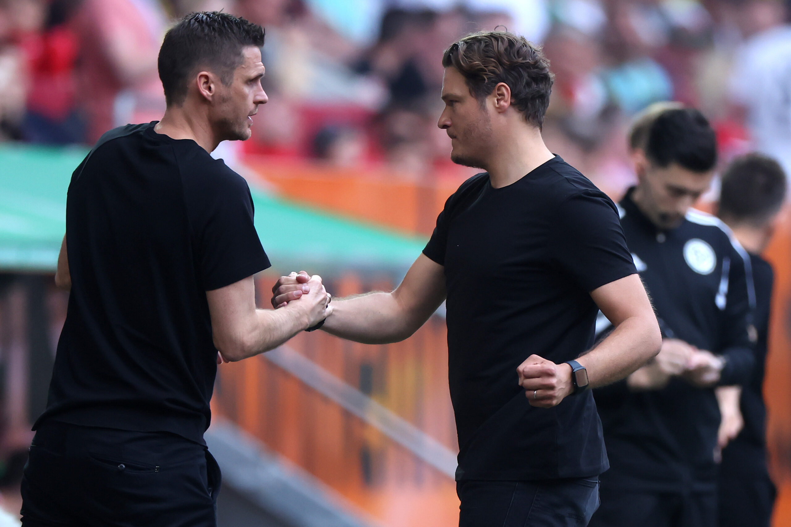 Terzic y Kehl, ¿en conflicto? Foto: Getty Images.