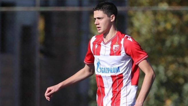 Lekovic, ¿un posible cuarto central para la plantilla del BVB?