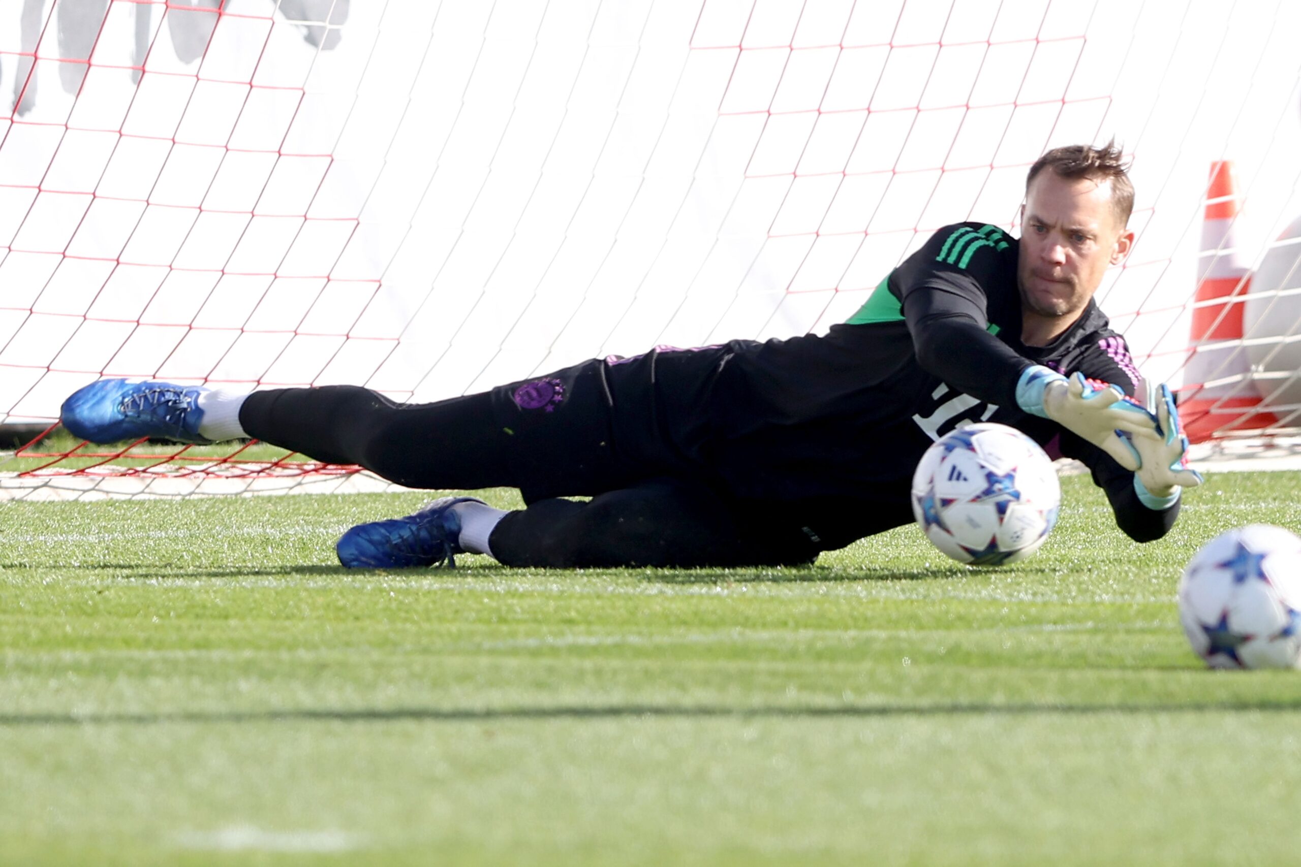 Neuer volverá contra Darmstadt. Foto: Getty Images.