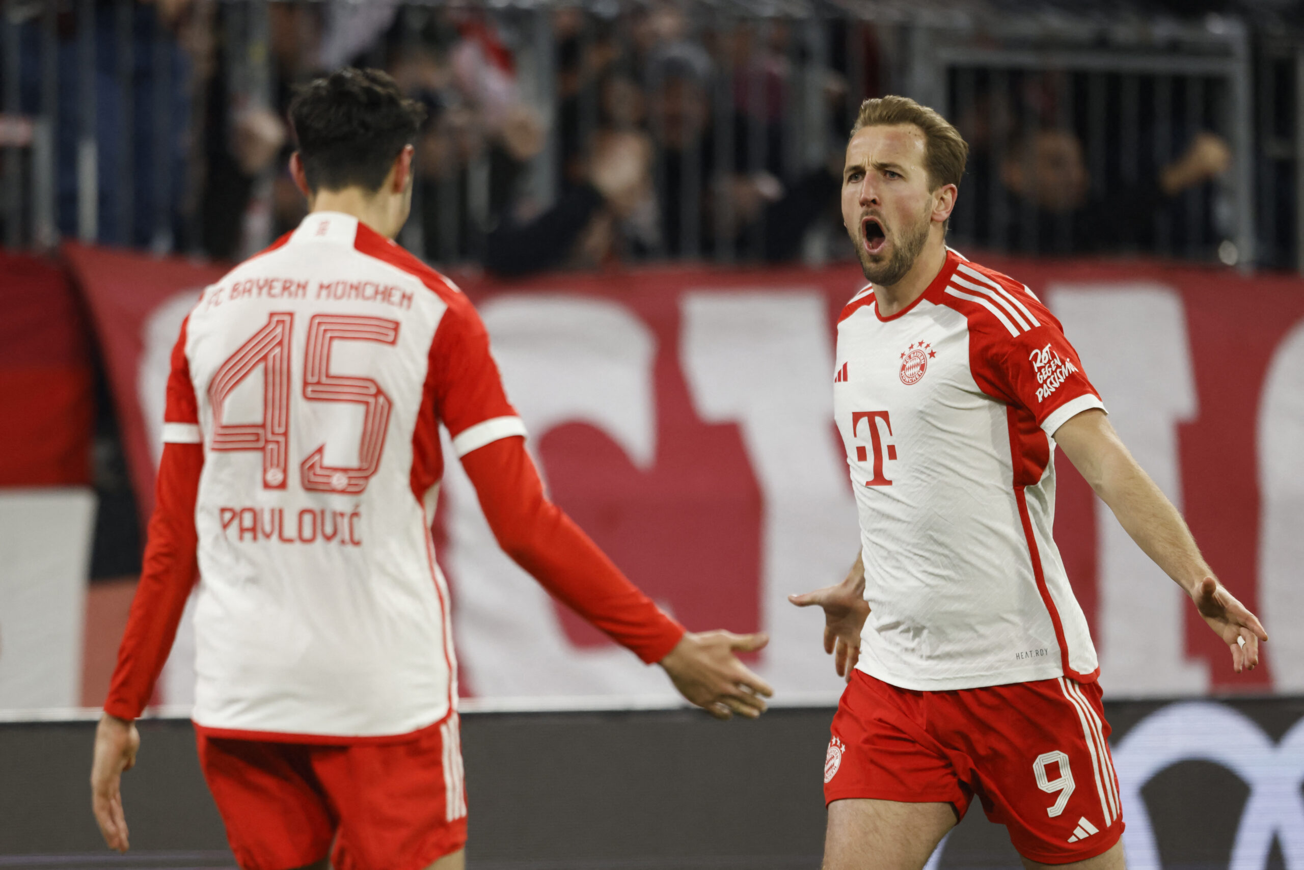 Con doblete de Kane, FC Bayern vence con autoridad a Stuttgart. Foto: Getty Images