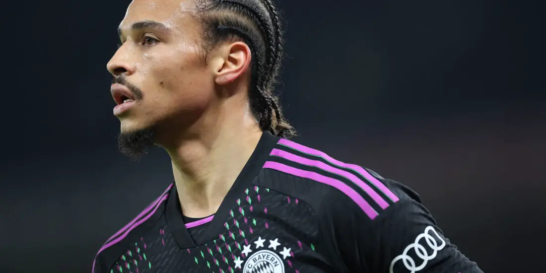 Leroy Sané se piensa su contrato en Bayern. Foto: Getty Images.