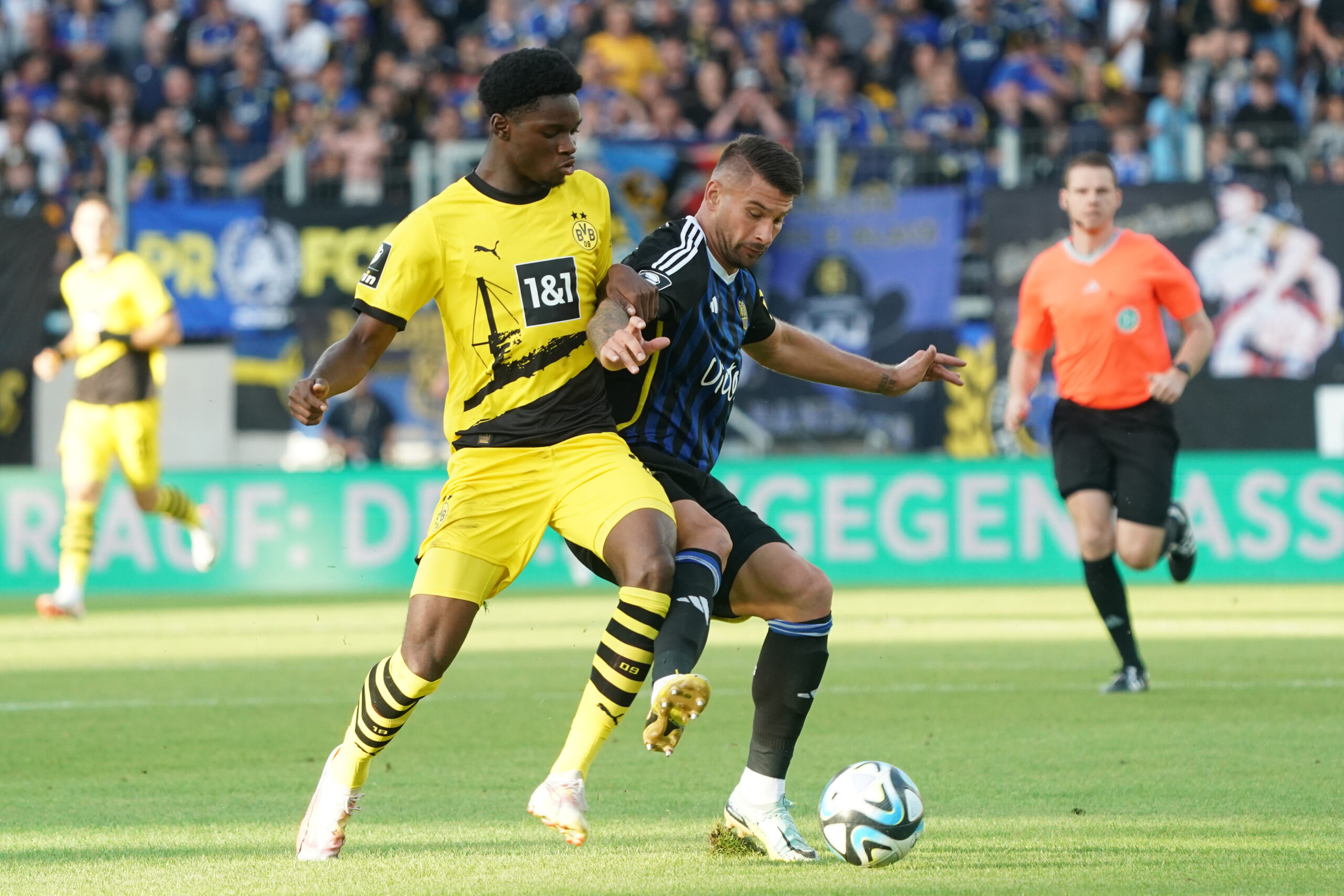 Borussia Dortmund vende a dos joyas. Foto: Getty Images.