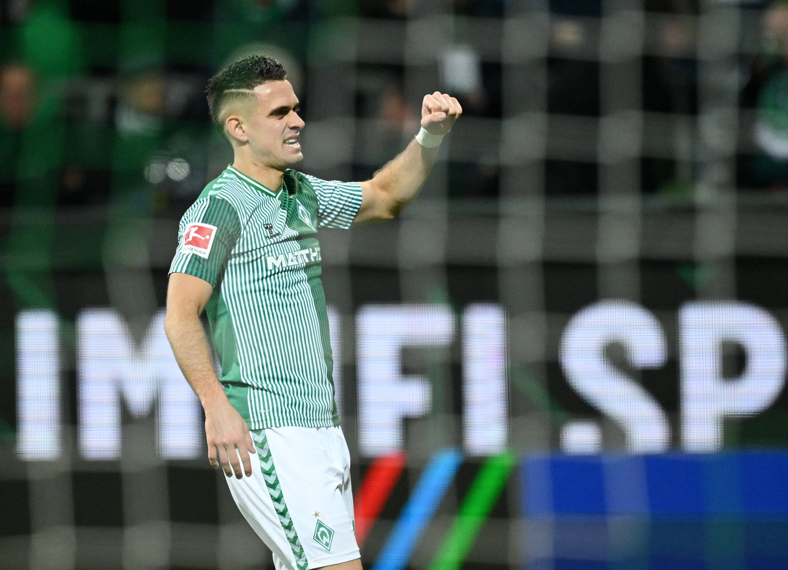 Bremen anunció la salida de Santos Borré. Foto: Getty Images.