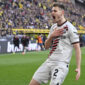 Leverkusen trabaja en la permanencia de Stanisic. Foto: Getty Images.