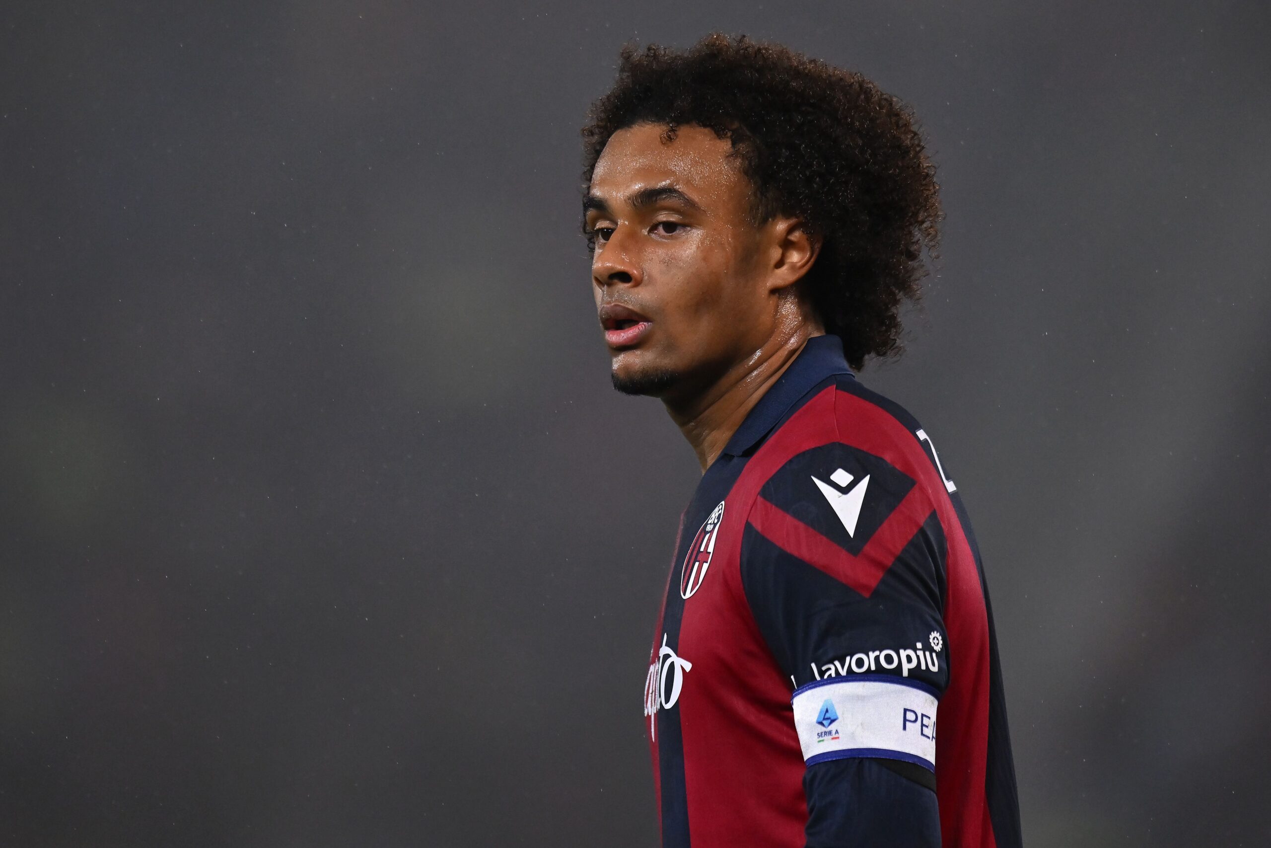 Bayern recibiría 20 millones si Milan paga a Bologna la cláusula de Zirkzee. Foto: Getty Images