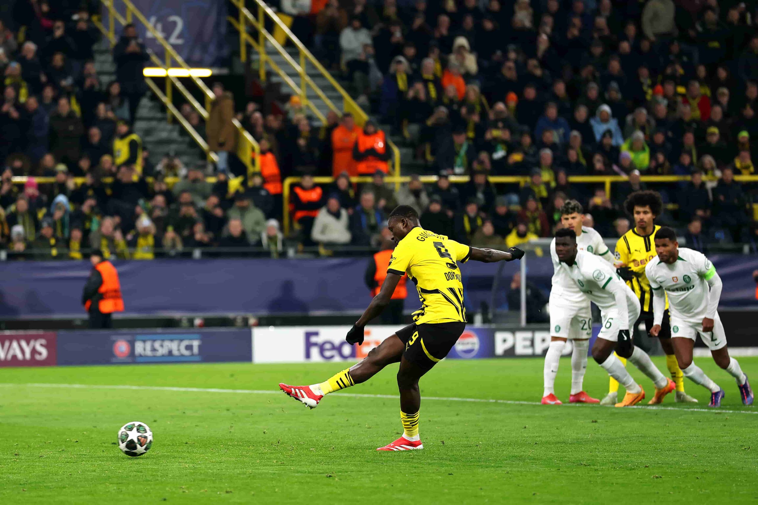 Dortmund iguala ante Sporting. Foto: Getty Images.