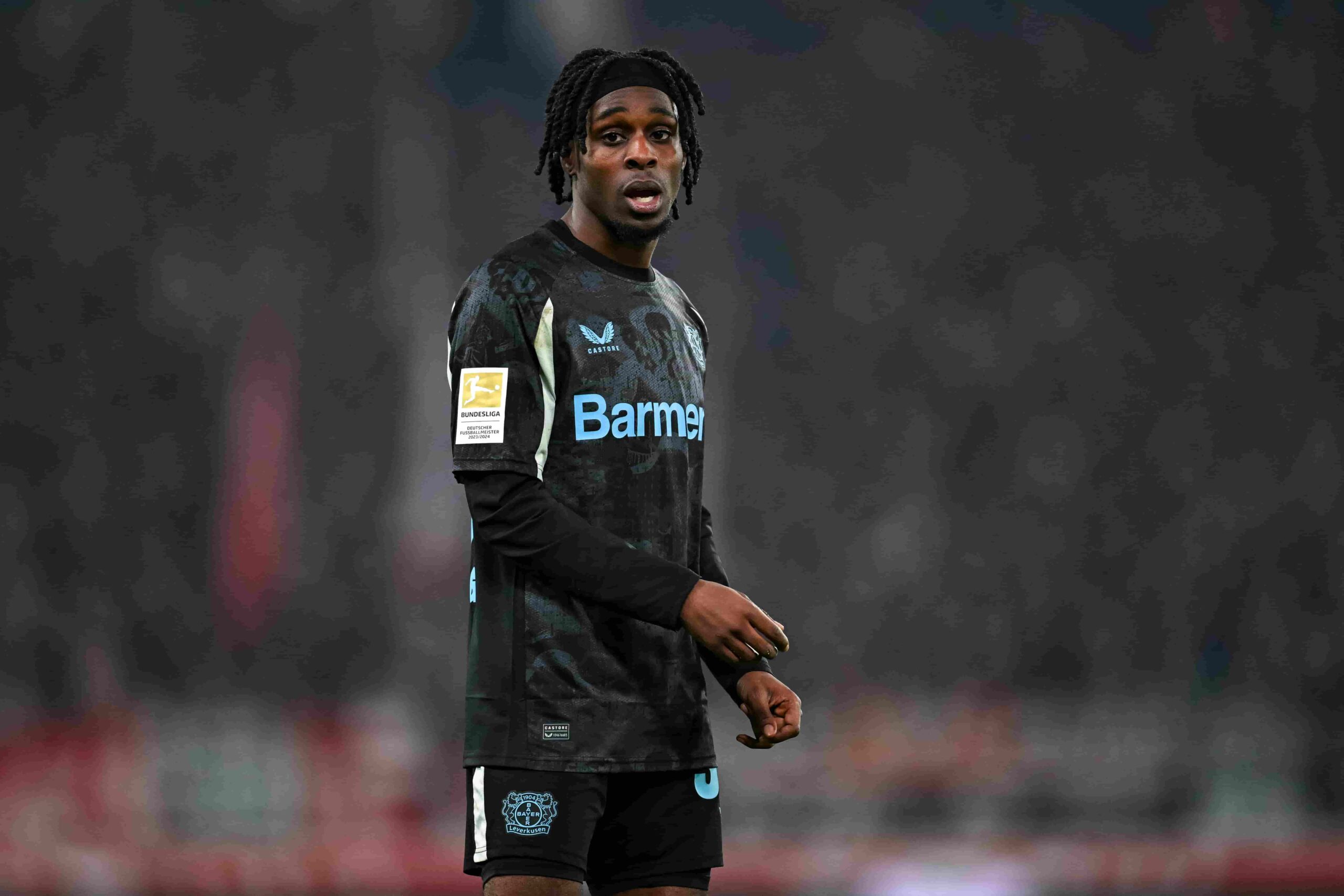 Frimpong por Alexander-Arnold. Foto: Getty Images.