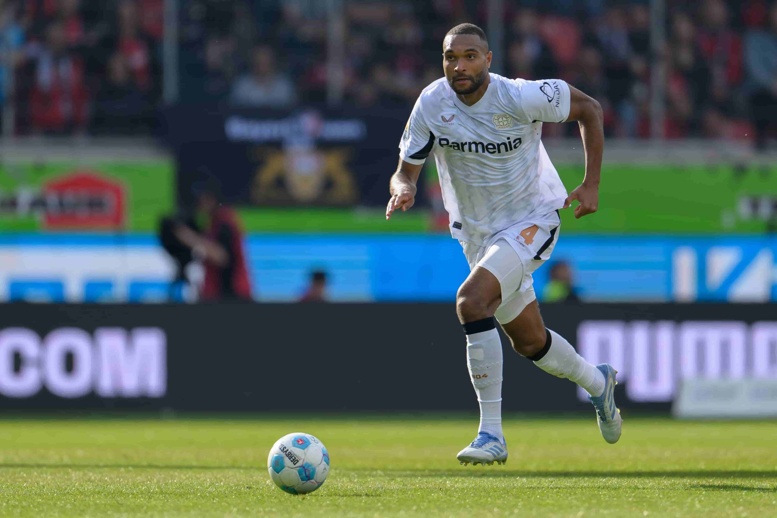 ¿Tah se aleja de Barcelona? Foto: Getty Images.