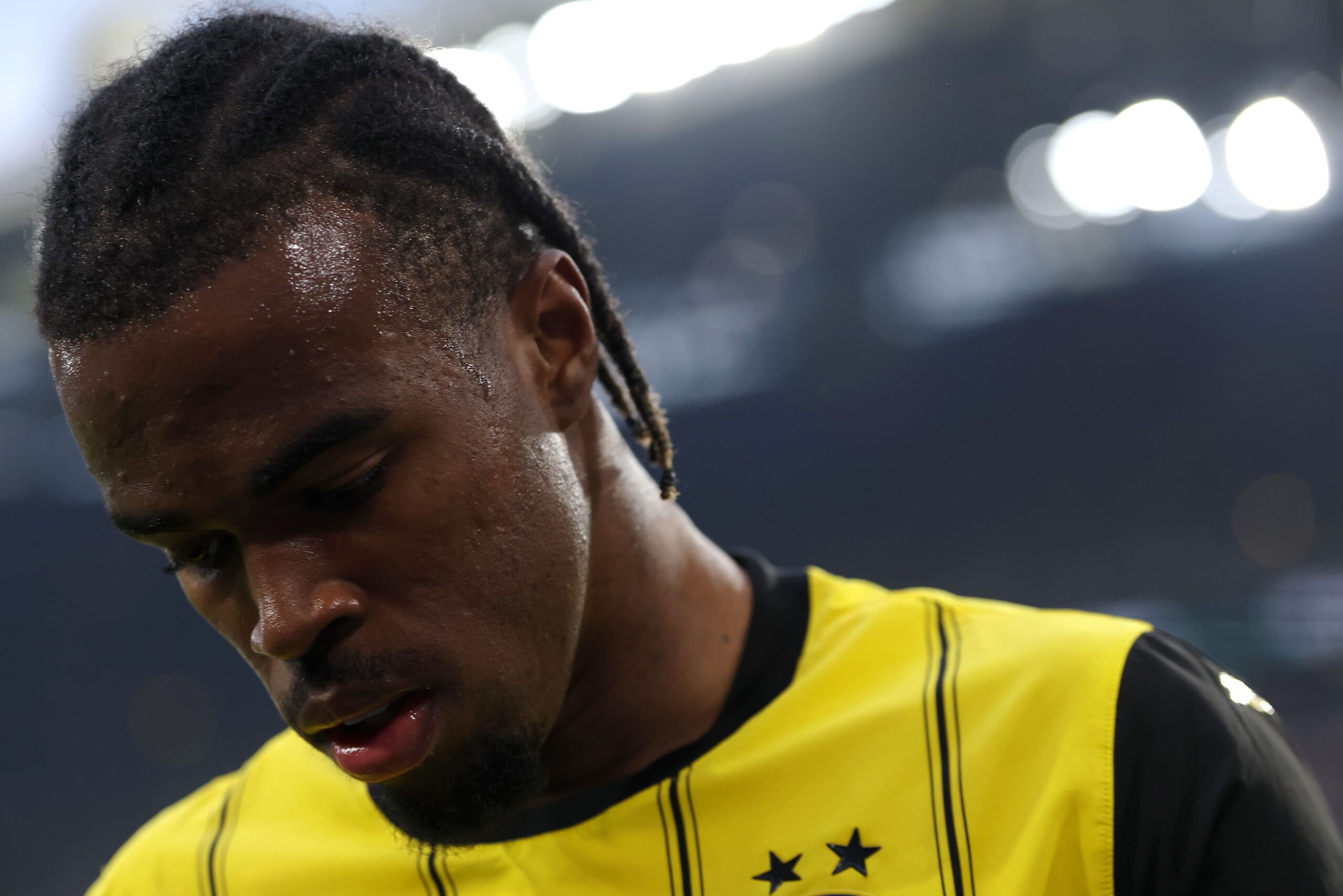 Chukwuemeka no se quedará en Dortmund. Foto: Getty Images.