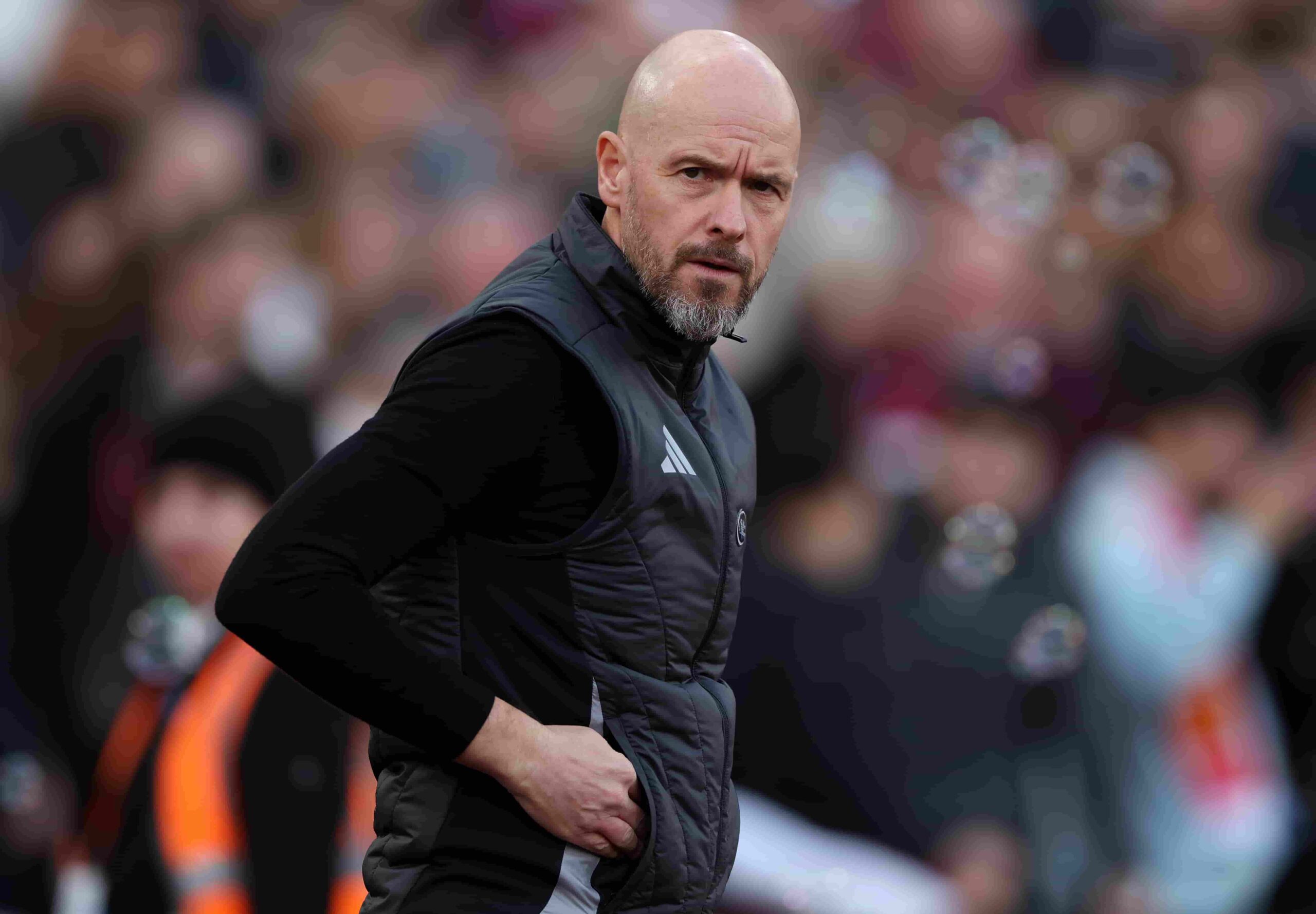 Ten Hag se acerca a Leverkusen. Foto: Getty Images.