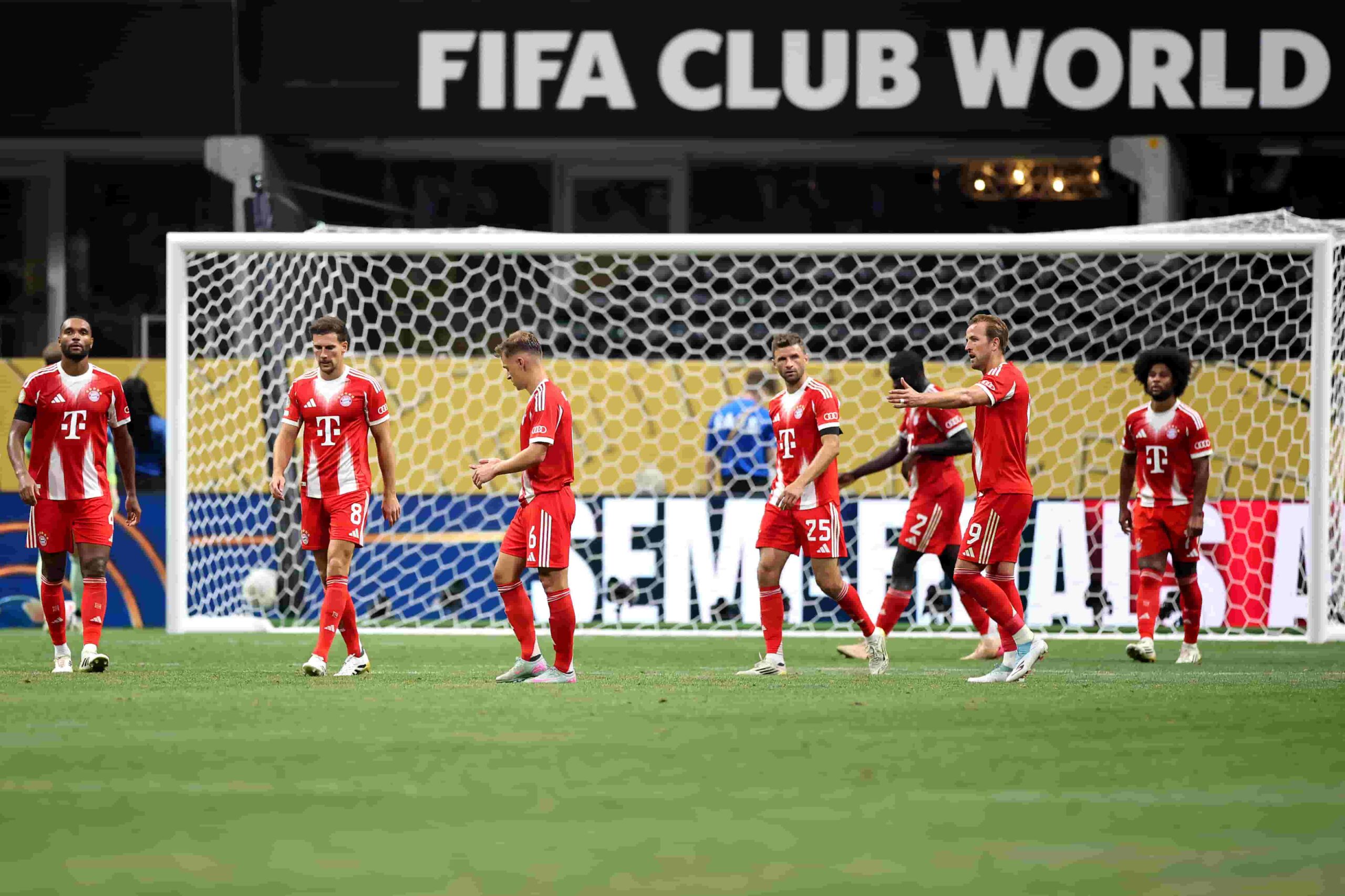 Bayern va por Woltemade y Díaz. Foto: Getty Images.